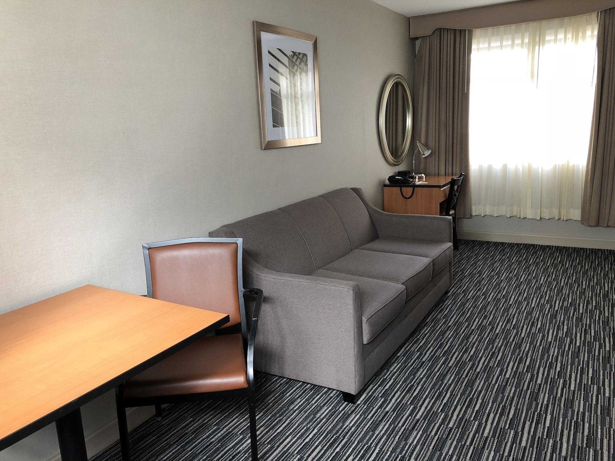 Hotel Center And 2*